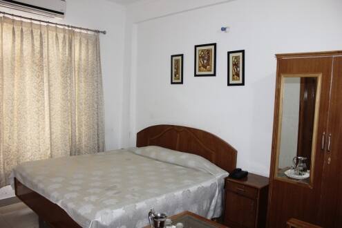 Hotel Uniyal Residency, Dehradun 4